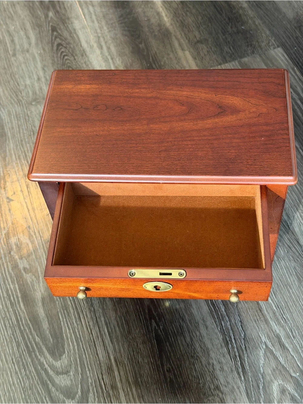 Global Views Inc Wood Jewelry Box Chest Lockable 3 Drawer w/ 2 Keys Brown